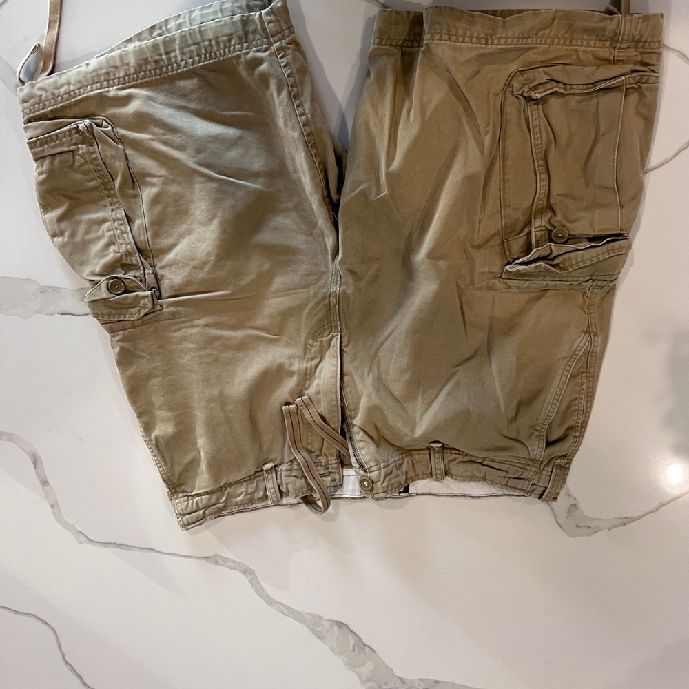 Abercrombie Men's Tan Cargo Shorts